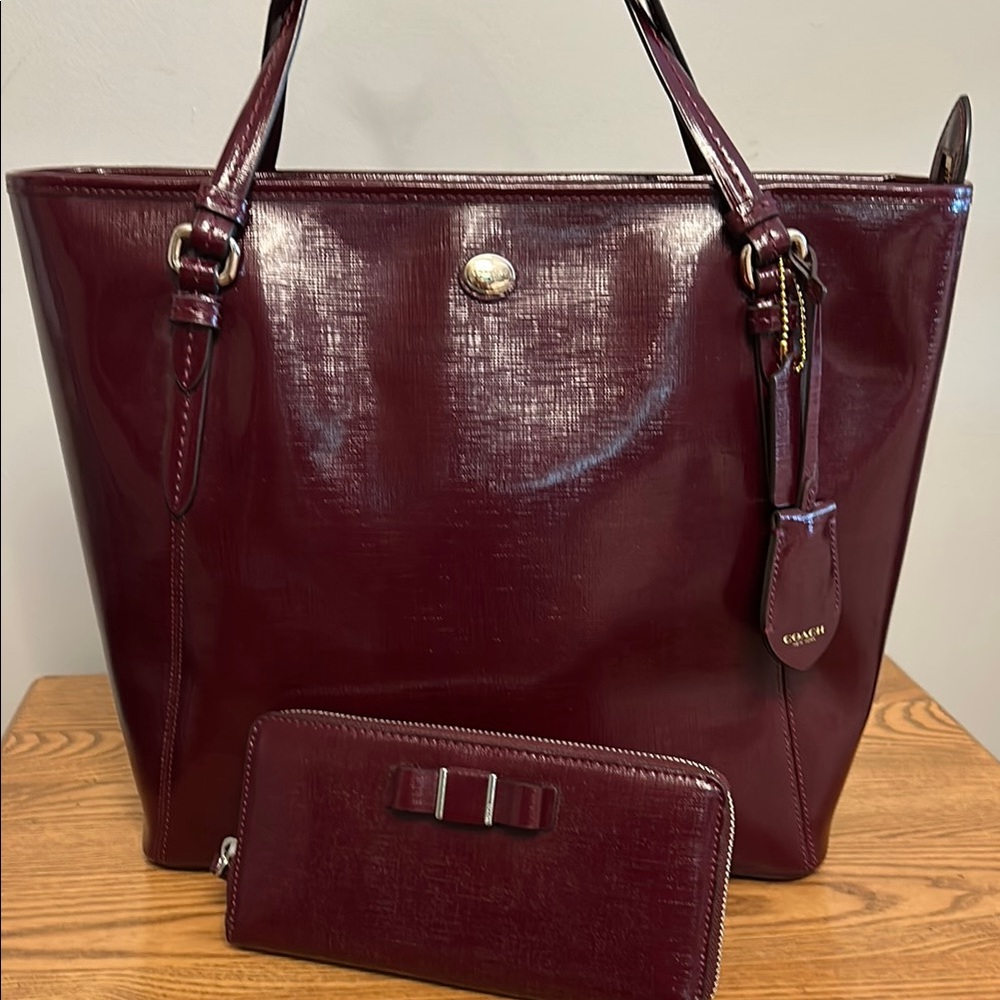 Discontinued, Coach Burgundy Cross  Grain Tote Bag and Wallet Set NWOT